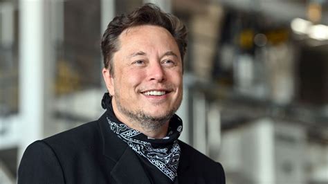 Elon Musk pledges $50 million to Inspiration4 cancer fundraiser | CNN Business