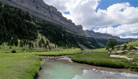 Plastics blowing their way to the Pyrenees Mountains