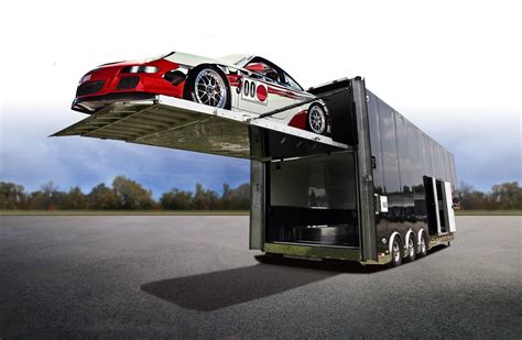 Top Enclosed Car Transport Companies (2022)