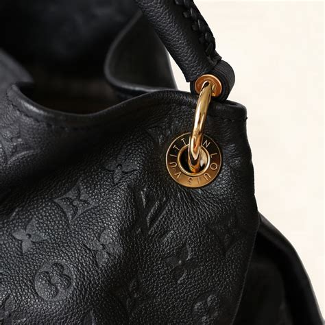 Louis Vuitton M41066 Artsy Mm Monogram Empreinte Leather Noir ...