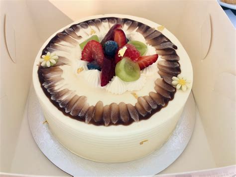 Fresh Cream Cake - Patisserie Avenue