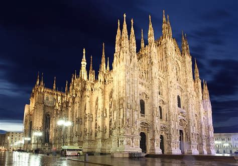 HD wallpaper: gray cathedral, lights, Italy, night, Italia, Milan ...