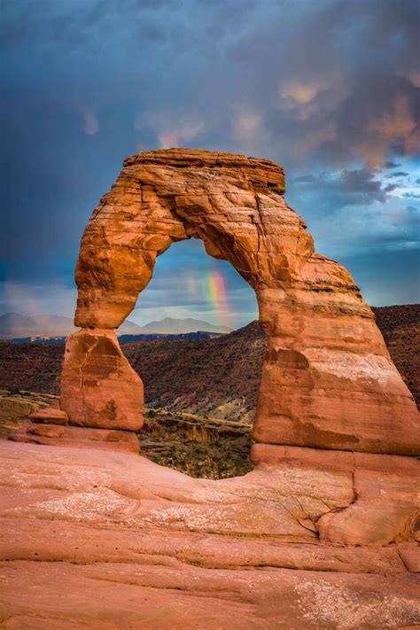 Delicate Arch framing a rainbow - Arches National Park - 1620x1080 - Nature/Landscape Pictures