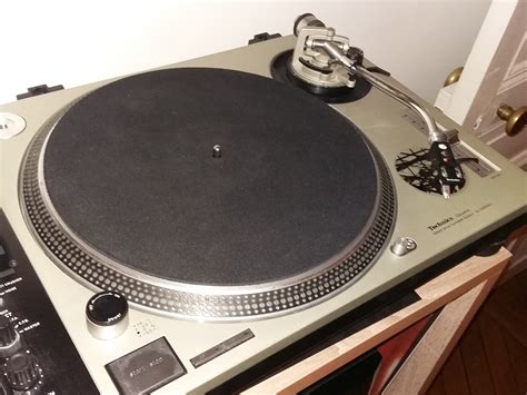 Technics SL-1200 MK2 image (#2085322) - Audiofanzine