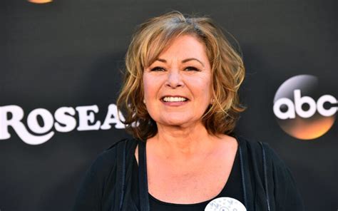 Roseanne Barr Net Worth: Earnings & Lifestyle [2022 Update]