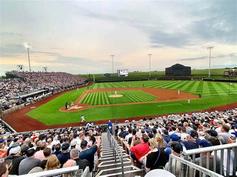 Cedar Rapids Kernels vs. Quad Cities River Bandits | Veterans Memorial Stadium - Cedar Rapids ...