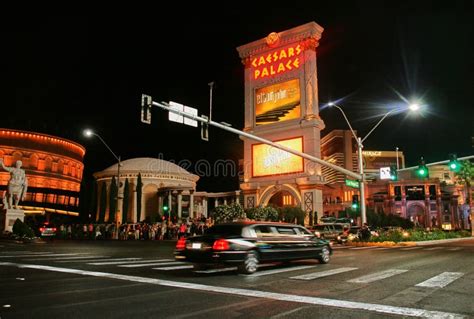 Nightlife in Las Vegas - the Strip Editorial Photo - Image of boulevard, highway: 92602381