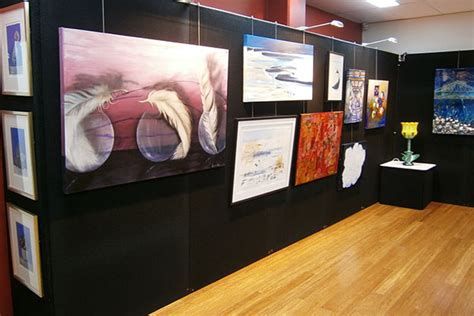 Art Hanging System Wall | Exhibition & Display Services