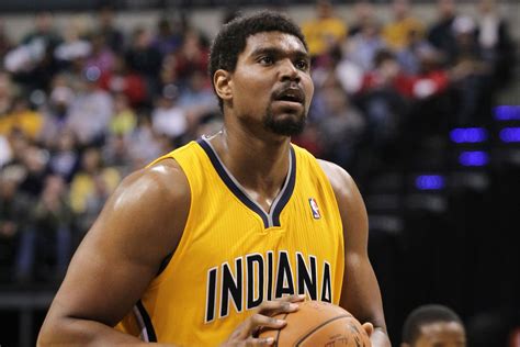 Did Andrew Bynum get a halftime haircut? - SBNation.com