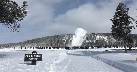 How to Travel to Old Faithful in the Winter - Gardiner, Montana