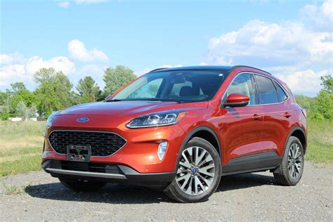 Ford Escape 2020 : la beauté extérieure > VUSmag