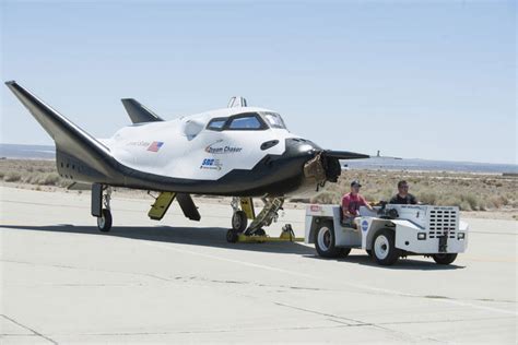 What Sierra Nevada's Dream Chaser brings to NASA's fleet of space taxis ...