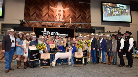 Houston Livestock Show and Rode: Records broken at junior auction | khou.com