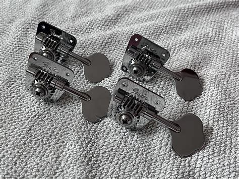 1968 Fender Jazz bass tuners tuning pegs set machines | Reverb