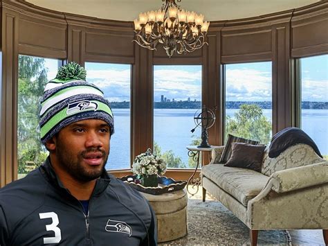 Russell Wilson buys mansion outside Seattle - Business Insider