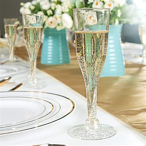 Amazon Deal: 100ct. Gold Glitter Plastic Champagne Flutes - Fresh Outta Time