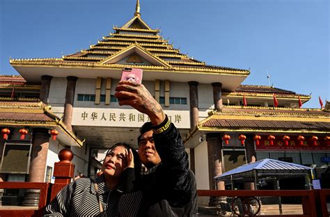 China-Myanmar border towns eye revival after COVID-19 trauma | Inquirer ...