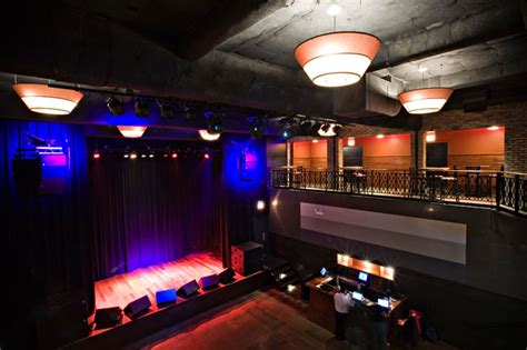 Lincoln Hall Hosting Bands for Live Shows to Empty Venues | UrbanMatter