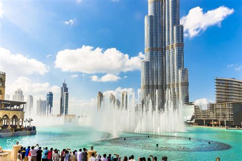 Entrance to the Dubai Fountain Bridge - Introducing Dubai