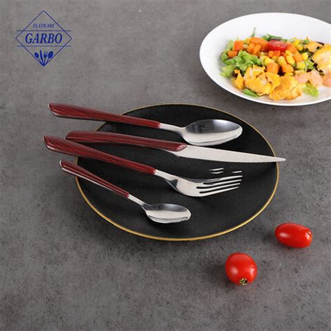 Stylish and Contemporary Stainless Steel Flatware Set for Sale