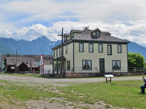 Fort Steele Heritage Town | Town building, Windsor hotel, Towns