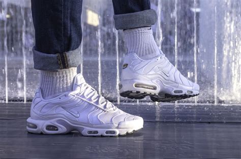 PAUSE Trend: 90s Sneakers – PAUSE Online | Men's Fashion, Street Style, Fashion News & Streetwear