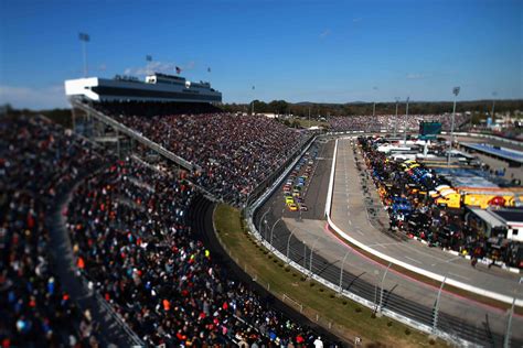 Your RV Guide to Martinsville Speedway