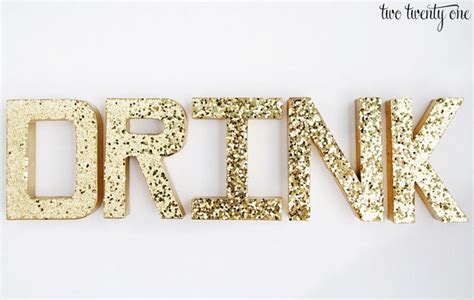 How to Make Glitter Letters