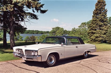 1964 Chrysler Crown Imperial - Information and photos - MOMENTcar