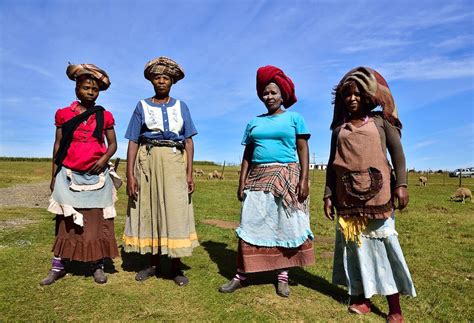 Xhosa culture, rituals, food, ceremonies, language and traditional ...