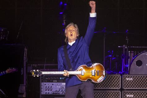 Paul McCartney is still the world's most charming rock god - Los Angeles Times