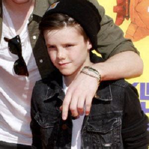 Cruz Beckham - Age, Family, Bio | Famous Birthdays