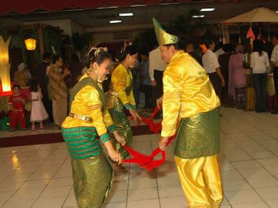 Indonesian Serampang XII Dance ~ Indonesian Culture and Tradition