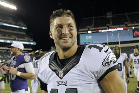 (News) Jacksonville Jaguars Officially Sign Tim Tebow at Tight End ...