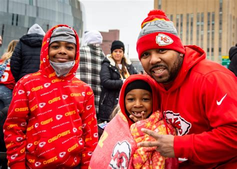 Photos: Chiefs Kingdom Parade (full gallery)