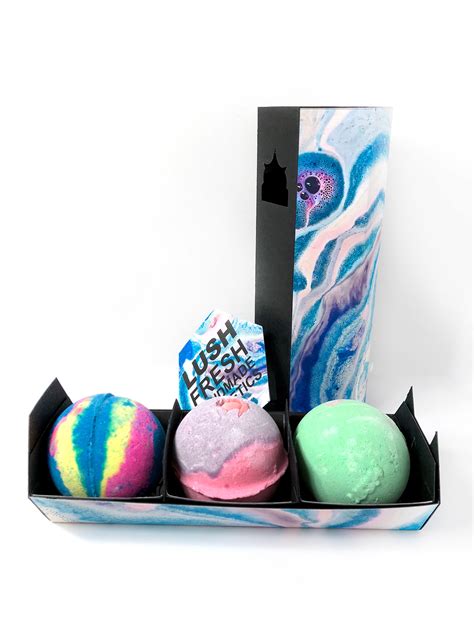 LUSH Gift Box on Behance