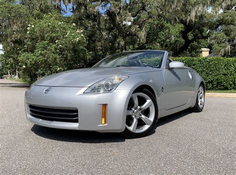 2009 Nissan 350Z | PJ's Auto World Classic Cars for Sale