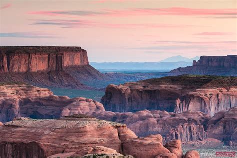 Matteo Colombo Travel Photography | Sunrise at Hunt's Mesa, Monument Valley, Arizona, USA ...