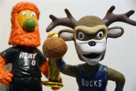 Photo Essay: Bobblehead Museum | Milwaukee Independent