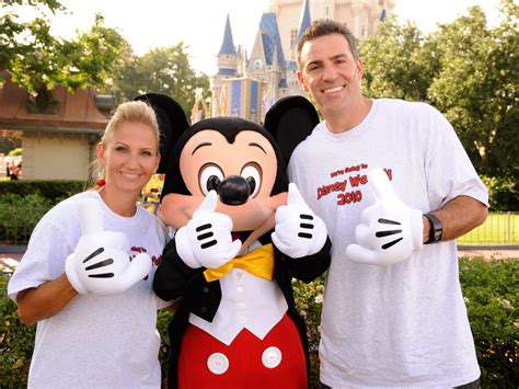 19 photos of Super Bowl winners visiting the Most Magical Place on Earth - Business Insider