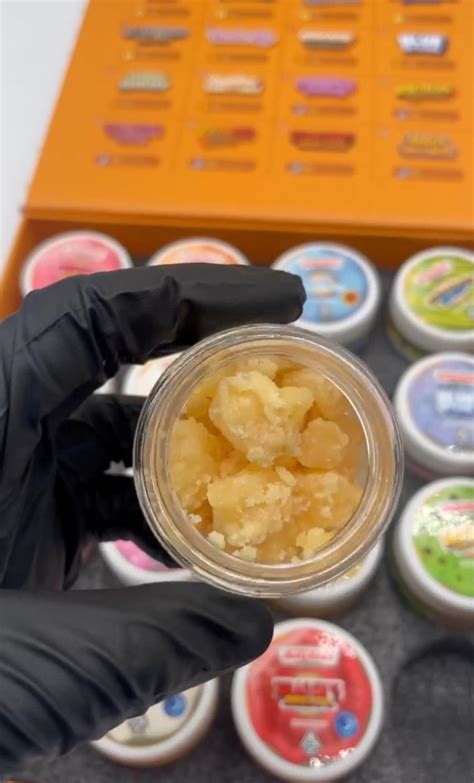 kushy kreme premium live resin sugar extracts concentrate