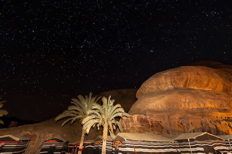 Starry night sky, Captain's Desert Camp in the Arabian Desert at Wadi Rum, Jordan. | Blaine ...