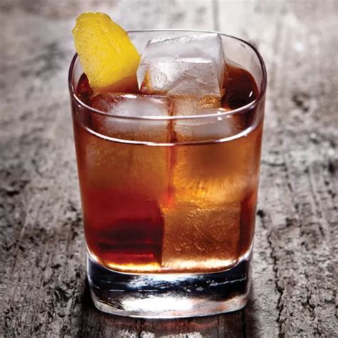 11 Impressively Easy Bourbon Cocktails | Bourbon cocktail recipe, Bourbon cocktails, Cocktail ...