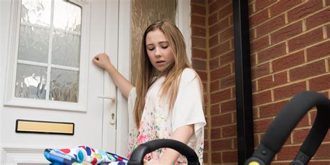 Hollyoaks pictures: Peri Lomax betrays Tom as she gives their baby to ...