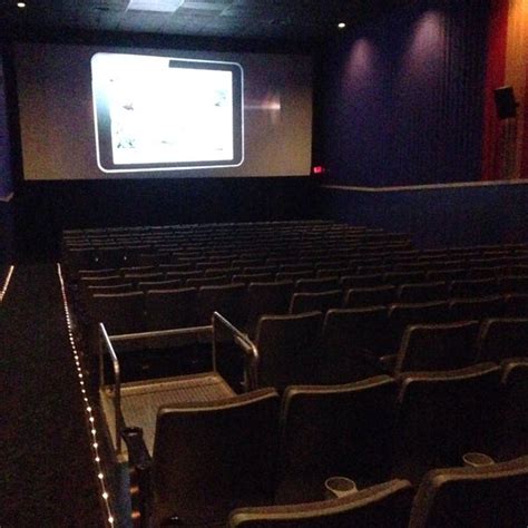 Regal Cinemas East Greenbush 8 - Rensselaer, NY