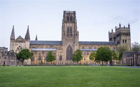 cathédrale durham angleterre Durham Castle, Durham City, Norman ...