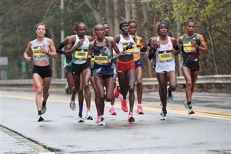 12 must-see moments from the 2023 Boston Marathon