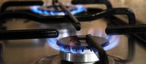 My Gas Stove Igniter Keeps Clicking: What Should I Do? | ABC Blog