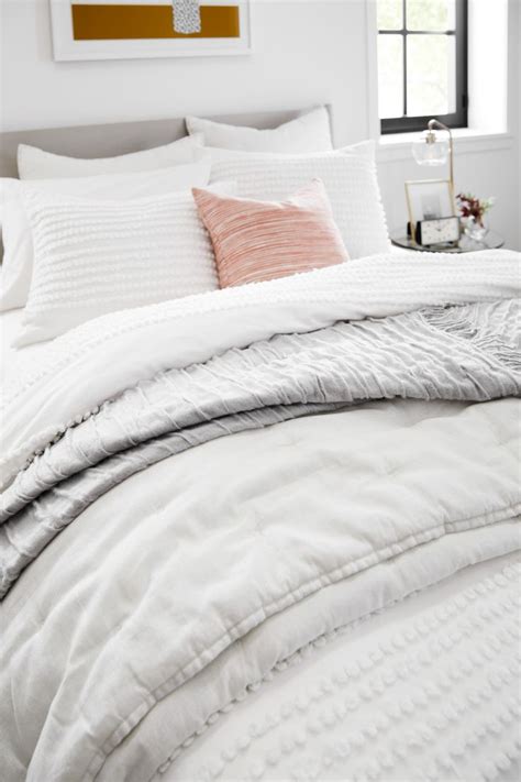 Layers of white textures | Bed, Textured bedding, Modern bed