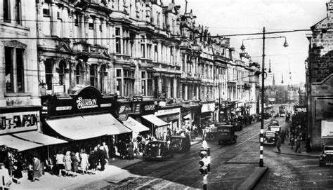 Tour Scotland Photographs: Old Photograph High Street Paisley Scotland